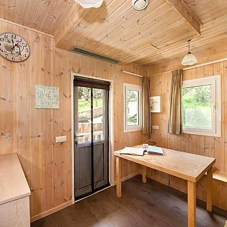 Hotel Hakuna Matata Holidays Wooden With Airco & Pool In Greek Olive Grove *