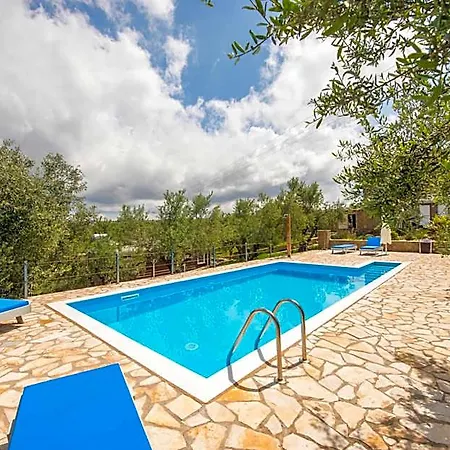 Hakuna Matata Holidays Wooden With Airco & Pool In Greek Olive Grove * Methoni (Messenia)